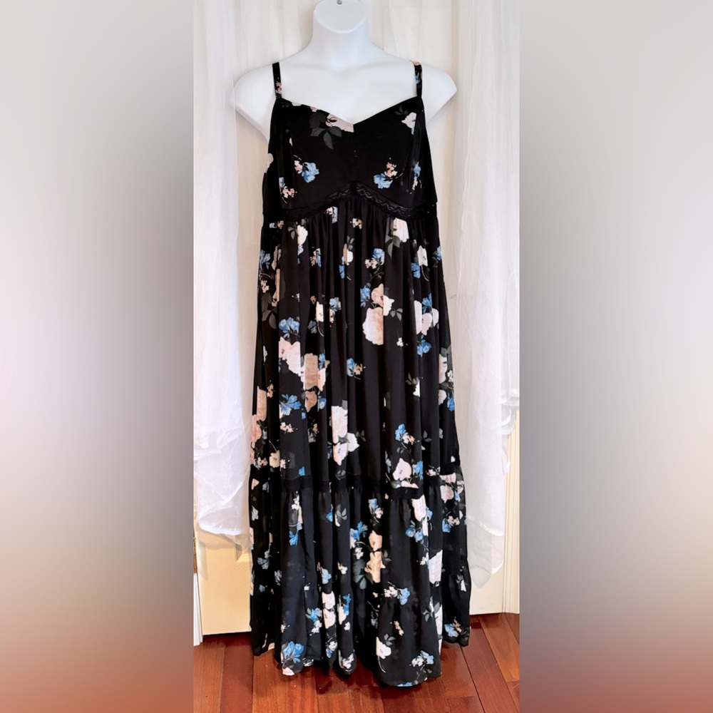 Beautiful Maxi Dress!